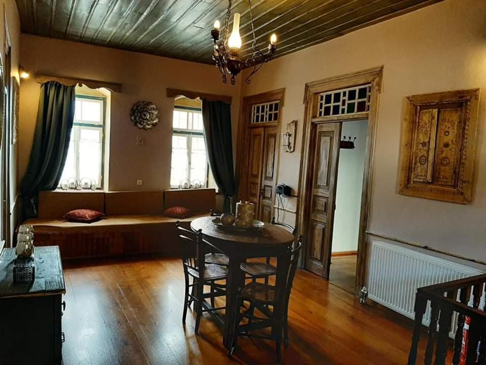 Lichovo Hotel Papingo Buitenkant foto